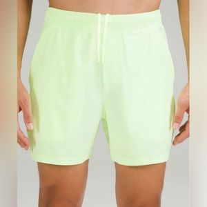 NWT LULULEMON PACE BREAKER SHORTS 5”LG